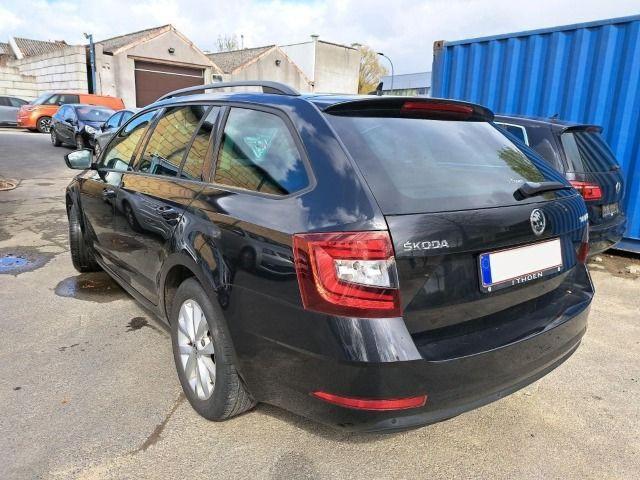 Skoda Octavia Combi 1.6TDI Drive NAVI/SITZHZ/PDC/CLIMA