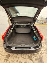 Volvo V90 D5 AWD Momentum Pro Geartronic Momentum Pro - Volvo V90: Momentum Pro