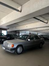Mercedes-Benz 190E 2.0 - Sportline-Ausstattung  - Mercedes-Benz 190: 190e Sportline