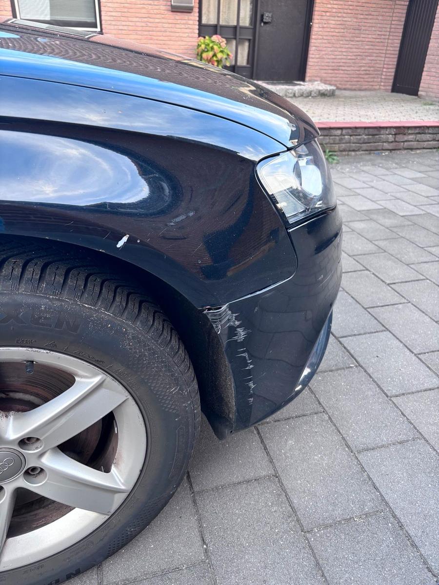 Audi A4 2009 — photo 6
