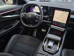 Fahrzeugabbildung Rafale 200 E-Tech Full Hybrid Esprit Alpine 1.2