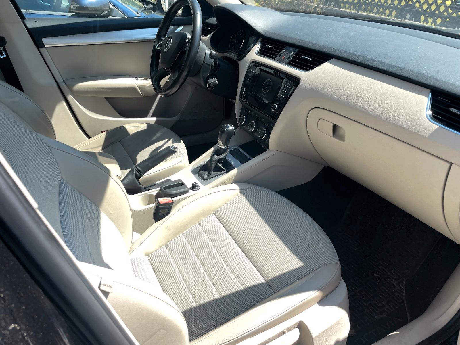 Skoda Octavia 2014 — photo 11