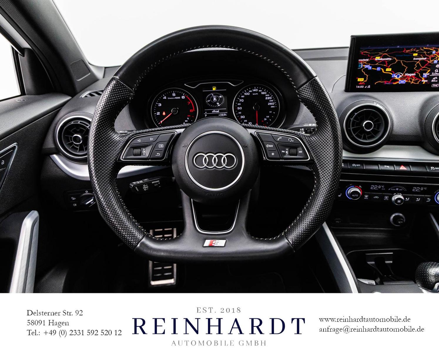 Audi Q2 35TFSi 2x S LINE BLACK ACC/PANO/AHK/KEYLESS