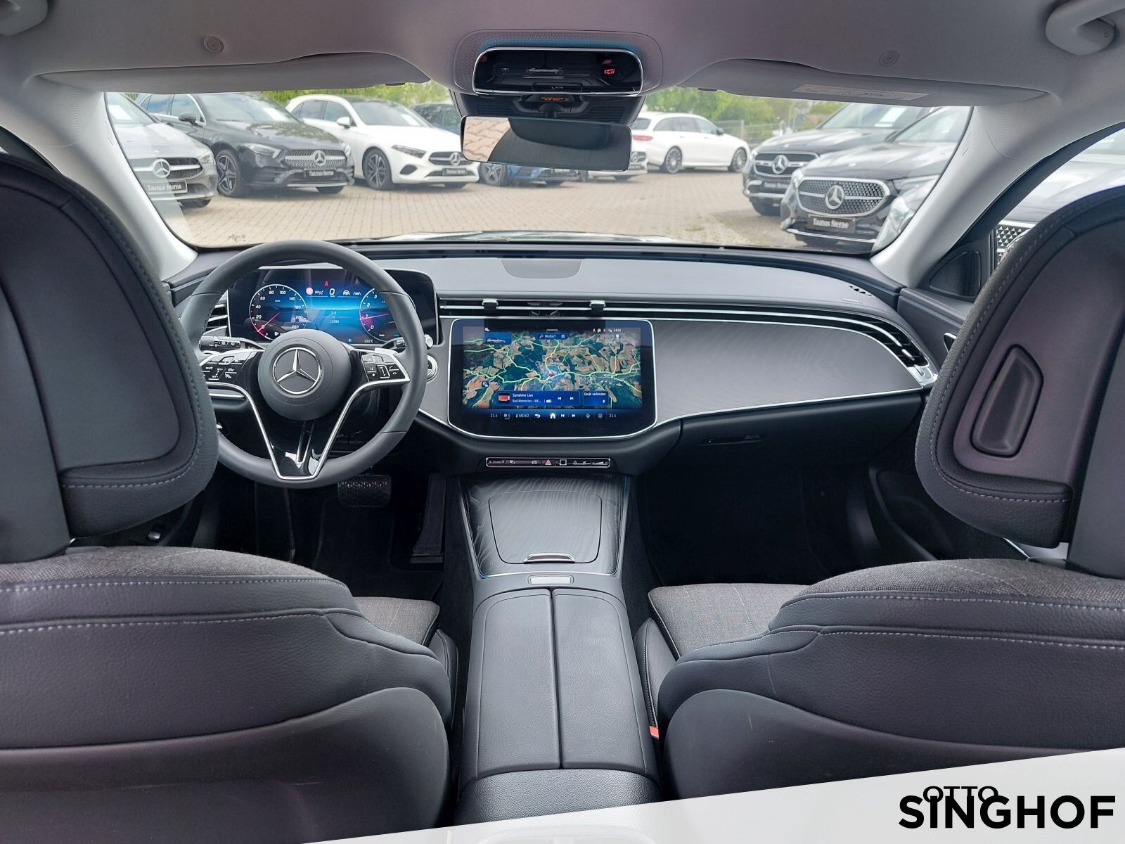 Fahrzeugabbildung Mercedes-Benz E 200 T Avantgarde +AHK+Distronic+Rü Kamera+LED+