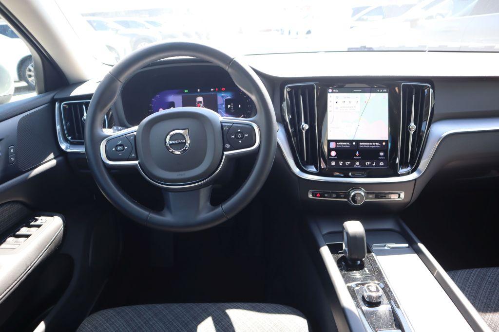 Volvo V60 B4 D Core NAVIGATION AHK R-CAM SHZG V+H, миниатюра 13