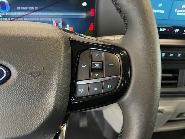 Fahrzeugabbildung Ford Transit Custom E 320 L2 Trend Doppelkabine RWD E