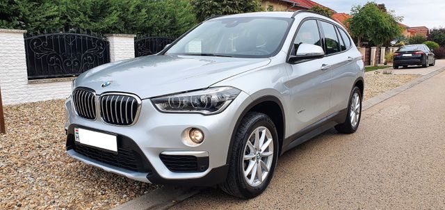 BMW X1 xDrive 20 i Advantage Autom. KM Garantie!!