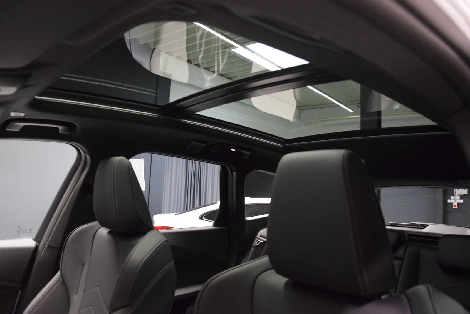 Fahrzeugabbildung BMW X1 20 i sDrive M Sport Leder Pano HuD h/k Memory