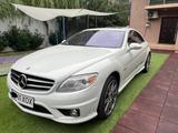 Mercedes-Benz CL 500 - - Mercedes-Benz CL 500: Weiß