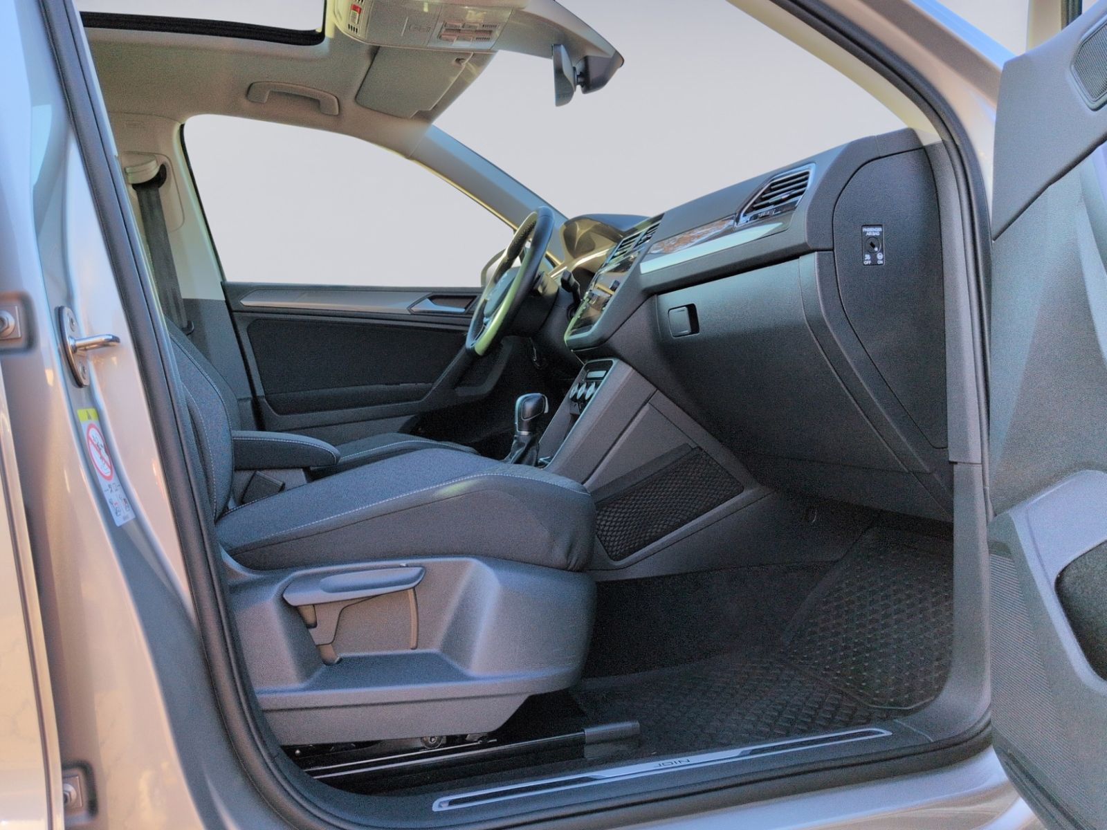 Tiguan 2.0 TDI DSG Join STHZ+AHK+NAVI