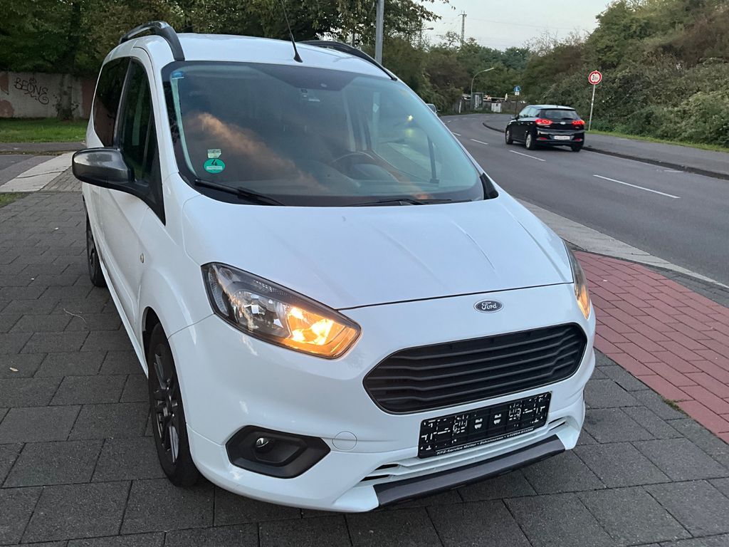 Image of Ford Tourneo Courier