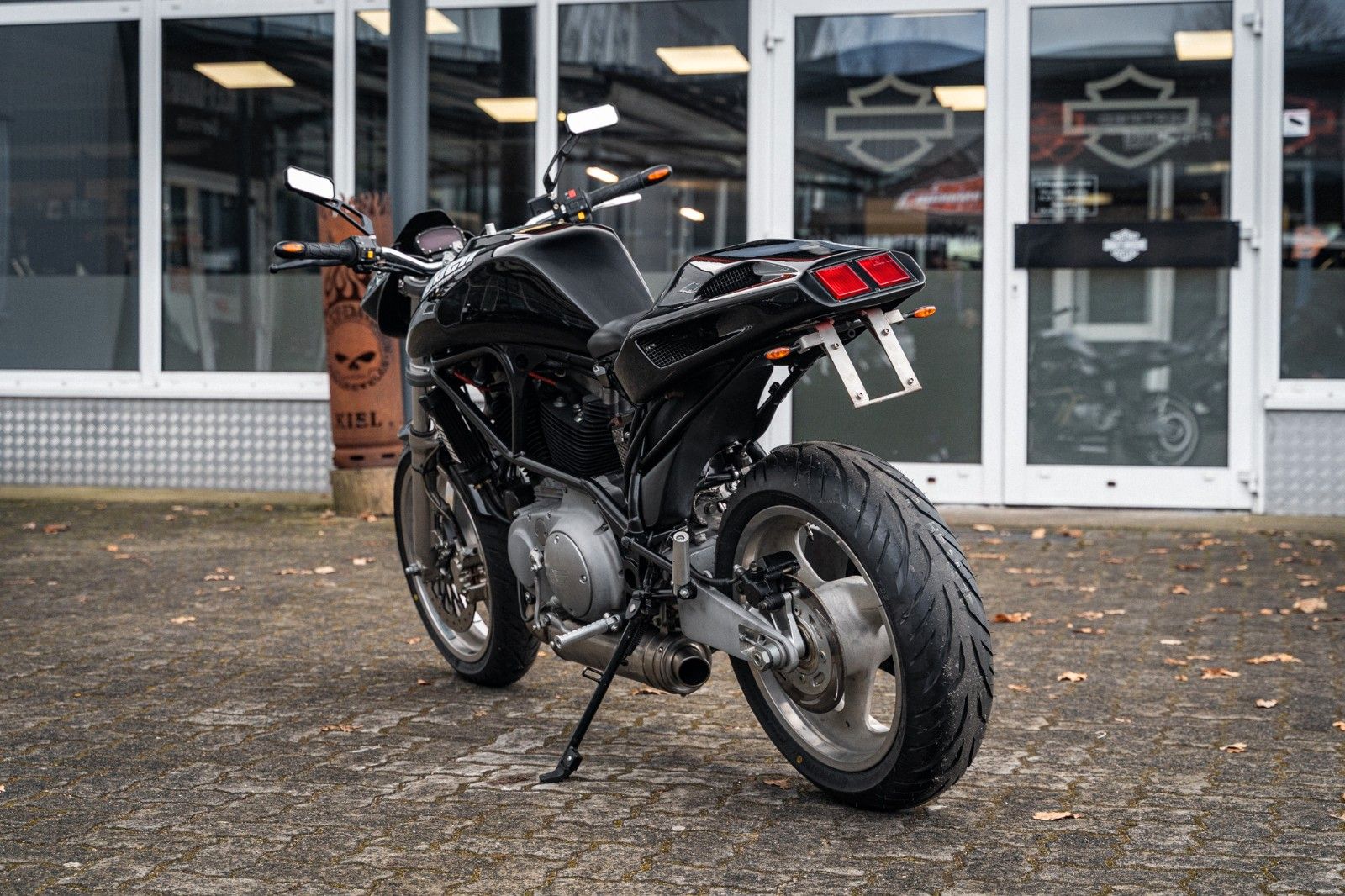 Fahrzeugabbildung Buell CYCLONE Sport Luftfilter Supertrapp Auspuff