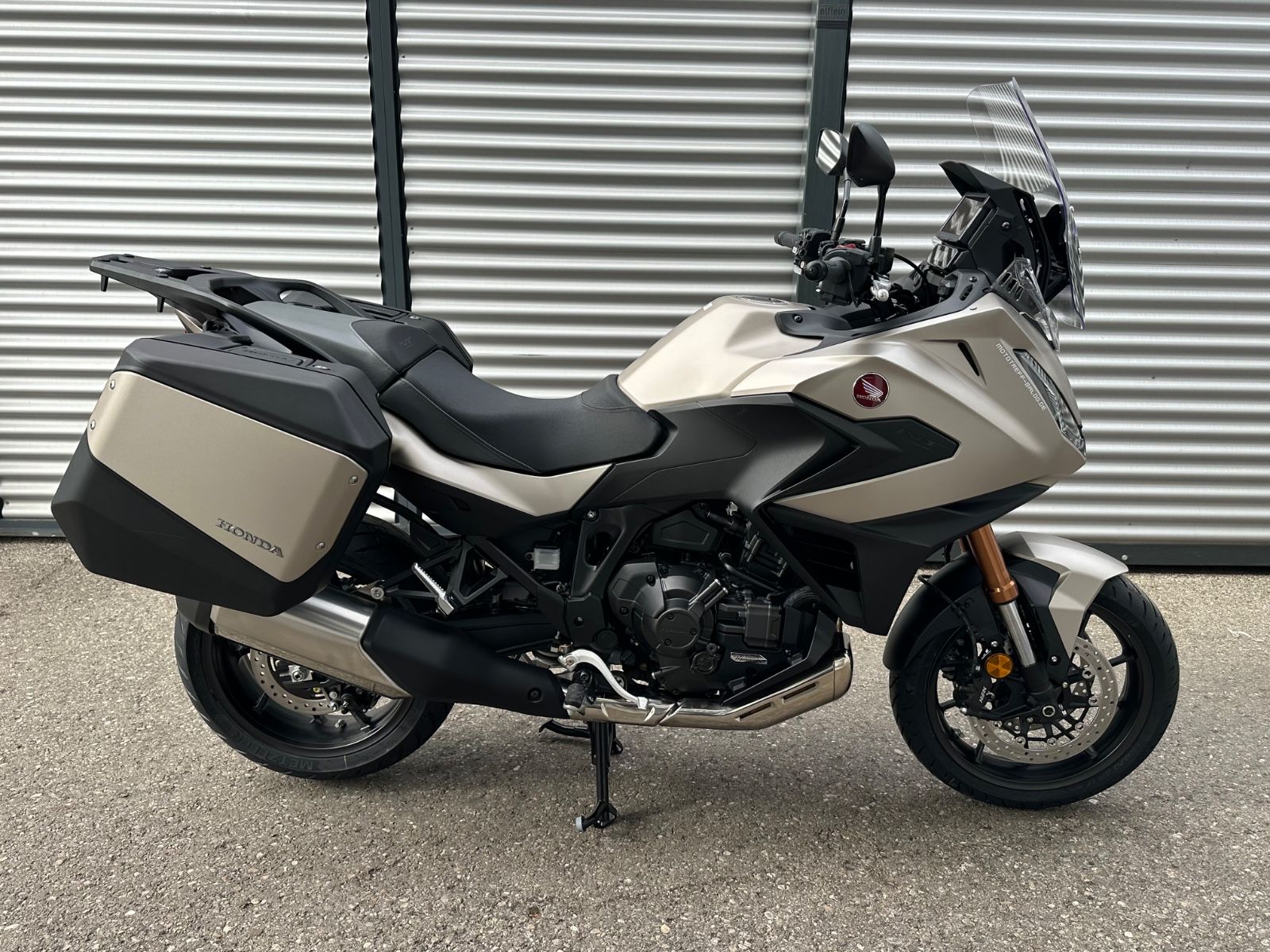 Honda NT1100 DCT + E-FAHRWERK / MY 2026 / DEMO SALE !!