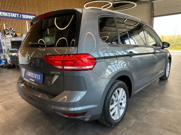 MYAUTOCENTER – Gebraucht- und Jahreswagen mit Werkstattservice in Pfaffenhofen Volkswagen Touran Comfortline BMTStart-Stopp *7 Sitzer*ACC