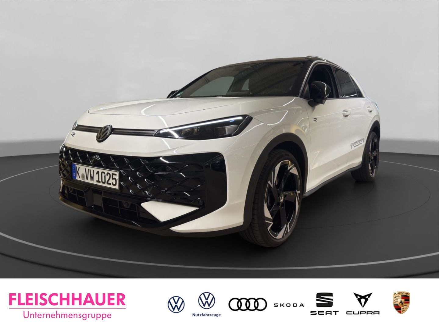 Volkswagen T-Roc R-Line 1.5 l eTSI OPF 150PS NAVI LED AHK S