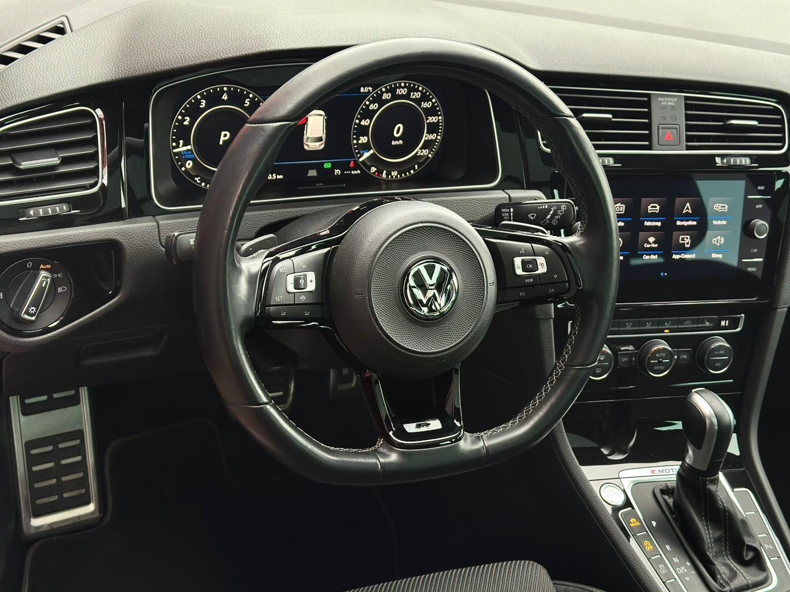 VW Golf R 2.0TSI VARIANT 4M* LED#SHZ#FH#PANO#KEYLES - Image 25