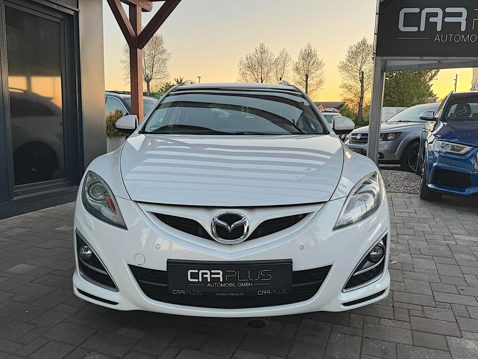 Fahrzeugabbildung Mazda 6 Kombi 2.0  Sports-Line *Bi-Xenon*BOSE*Keyless*