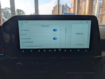 Ford Tourneo Custom Tit. 2.0 L1 NEUES MODELL