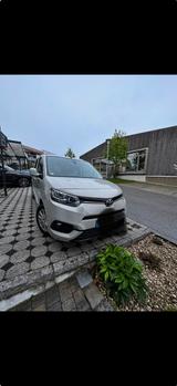 Toyota Proace City 1,5-l-D-4D 96kW L2 Team Deutschl... - Toyota Proace City von privat