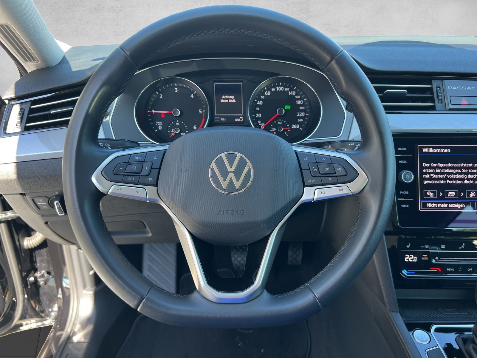 Passat Variant Business 2.0 TDI DSG LED*ACC*Navi