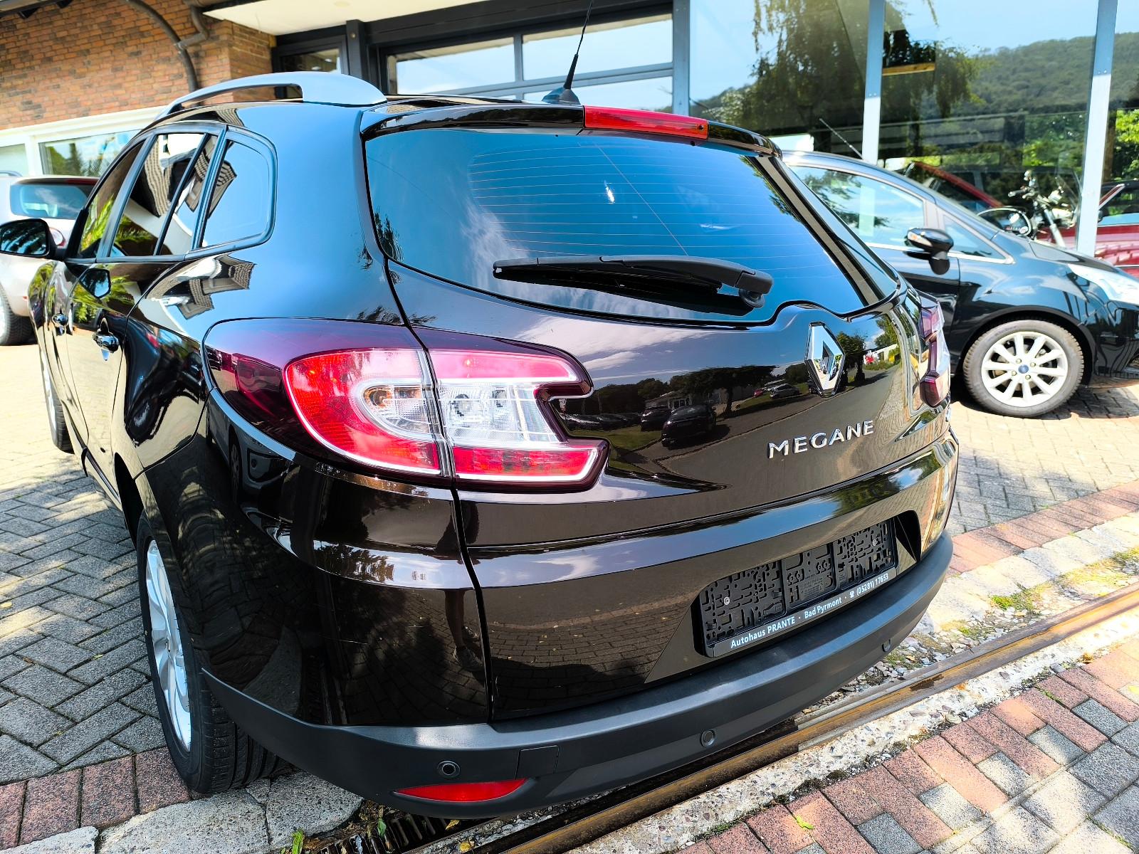 Renault Megane 2015 — engine 1.461 cm³, 110 HP (81kW)