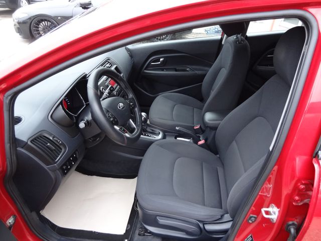 Fahrzeugabbildung Kia Rio Spirit/1.Hd/Automatik/84TKM/SitzH/PDC/