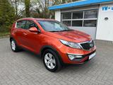 Kia Sportage Vision 2WD *TÜV Neu* - Kia Sportage aus 2011 mit Diesel-Antrieb