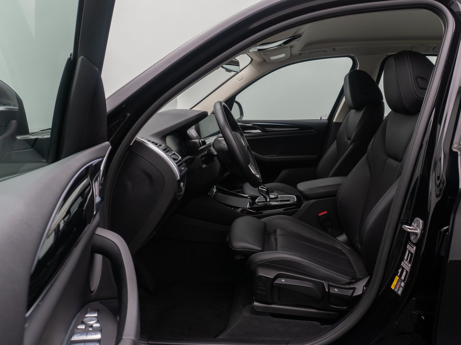 Fahrzeugabbildung BMW X3 xD30e Sport HUD DAB Kamera AHK Alarm 18Zoll