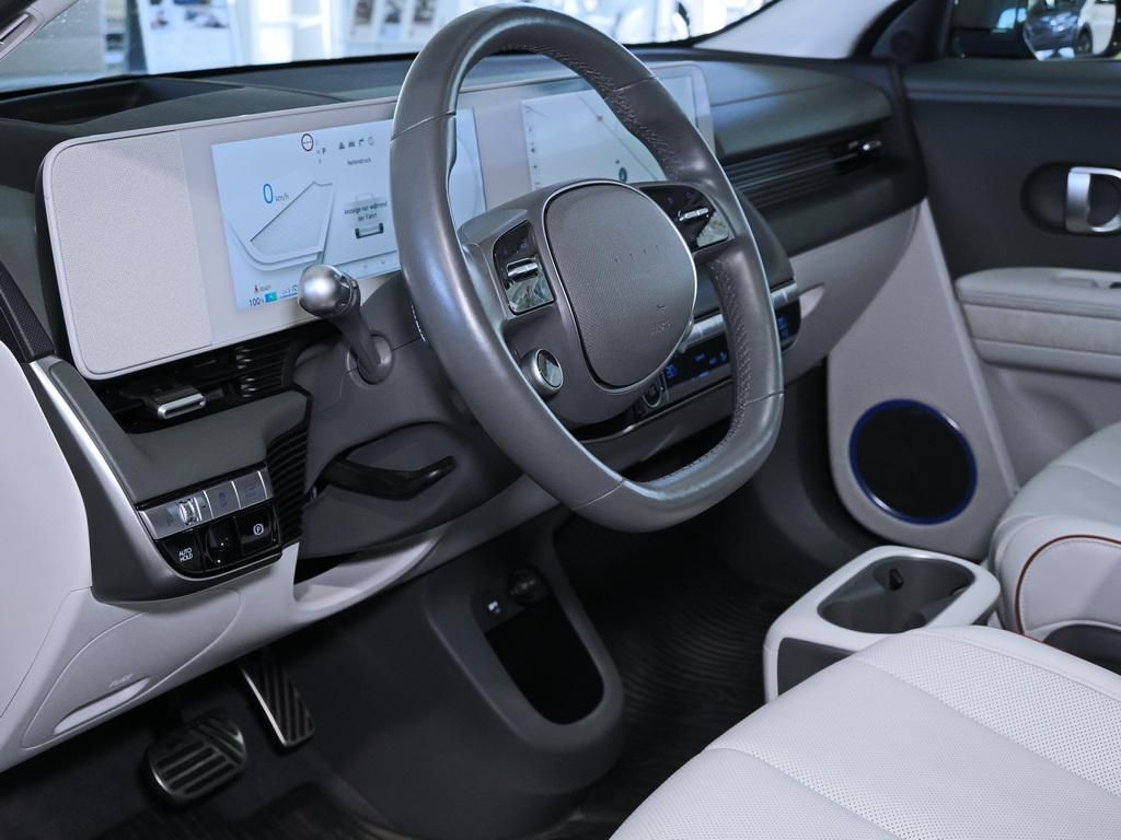 Fahrzeugabbildung Hyundai IONIQ 5 UNIQ ELEKTRO SHZ LHZ PANO NAVI KAMERA