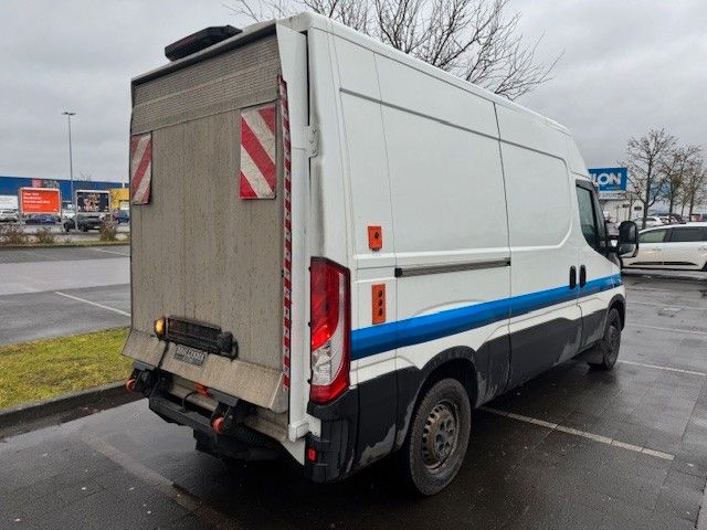 Fahrzeugabbildung Iveco DAILY 35S18 L2H2 KOFFER DHOLLANDIA LADEBORD