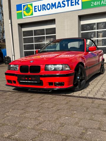 BMW 318i Cabriolet