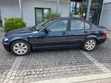 BMW E46 320d Limousine mit abnehmbare AHK ... - BMW 320 aus 2002: 320d