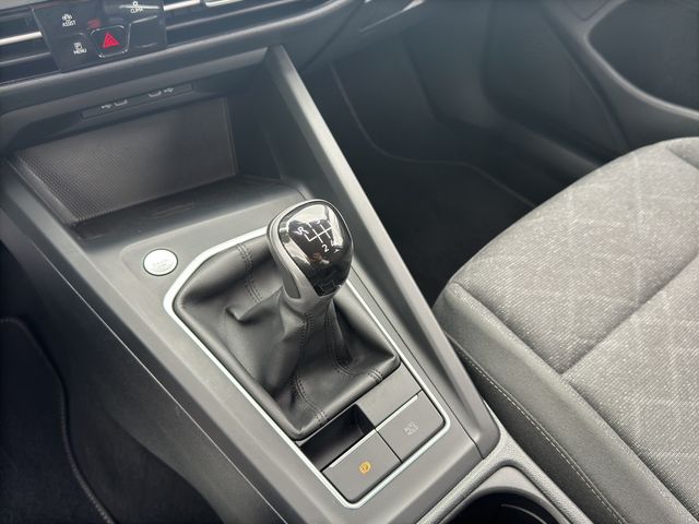 Golf VIII 2.0 TDI Life KLIMA PDC SHZ NAVI LED