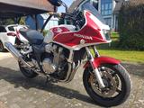 Honda  CB1300SA SC54 
