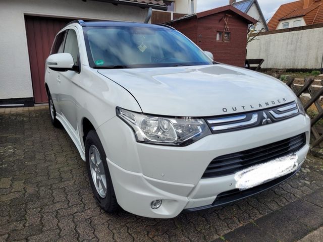 Mitsubishi Outlander 5-Sitzer