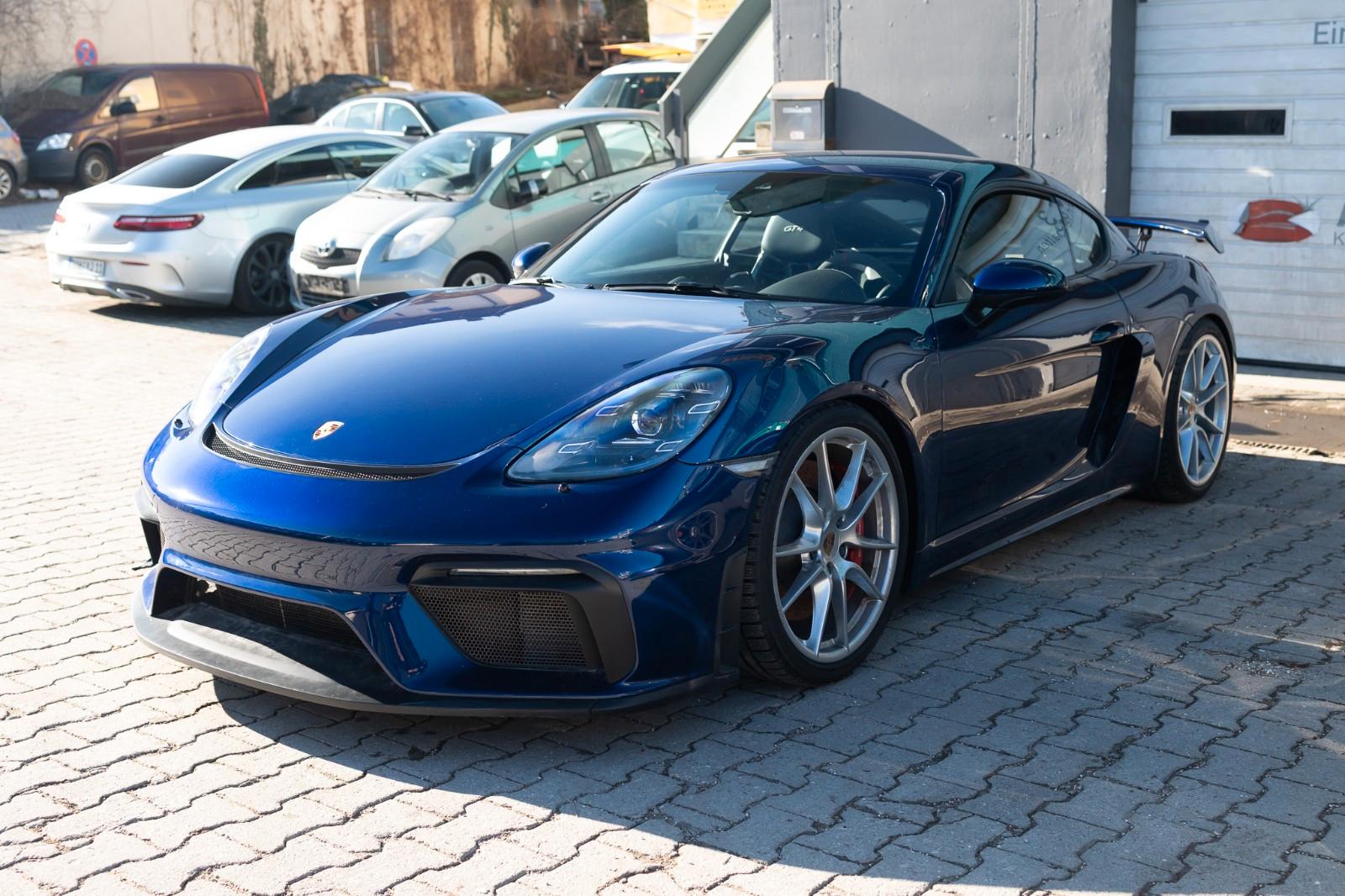 Porsche GT4 Clubsport