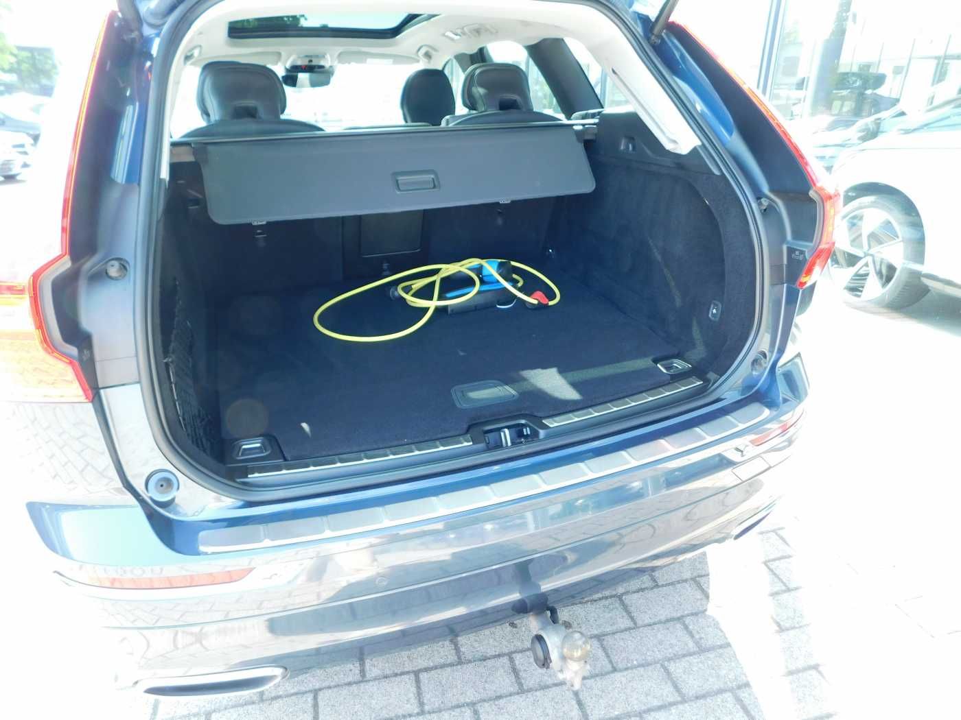 Fahrzeugabbildung Volvo XC60 T6 AWD Recharge Inscription Expression