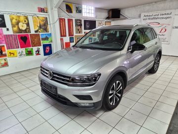 Volkswagen Tiguan - 11