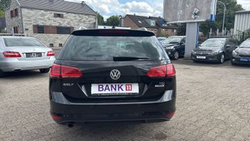 Volkswagen Golf - 6