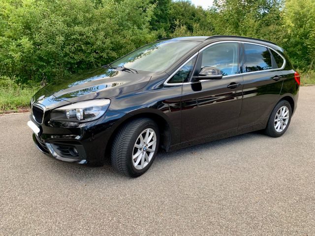 BMW 220i Advantage *SHZ*PDC*Temp*Navi*Service NEU
