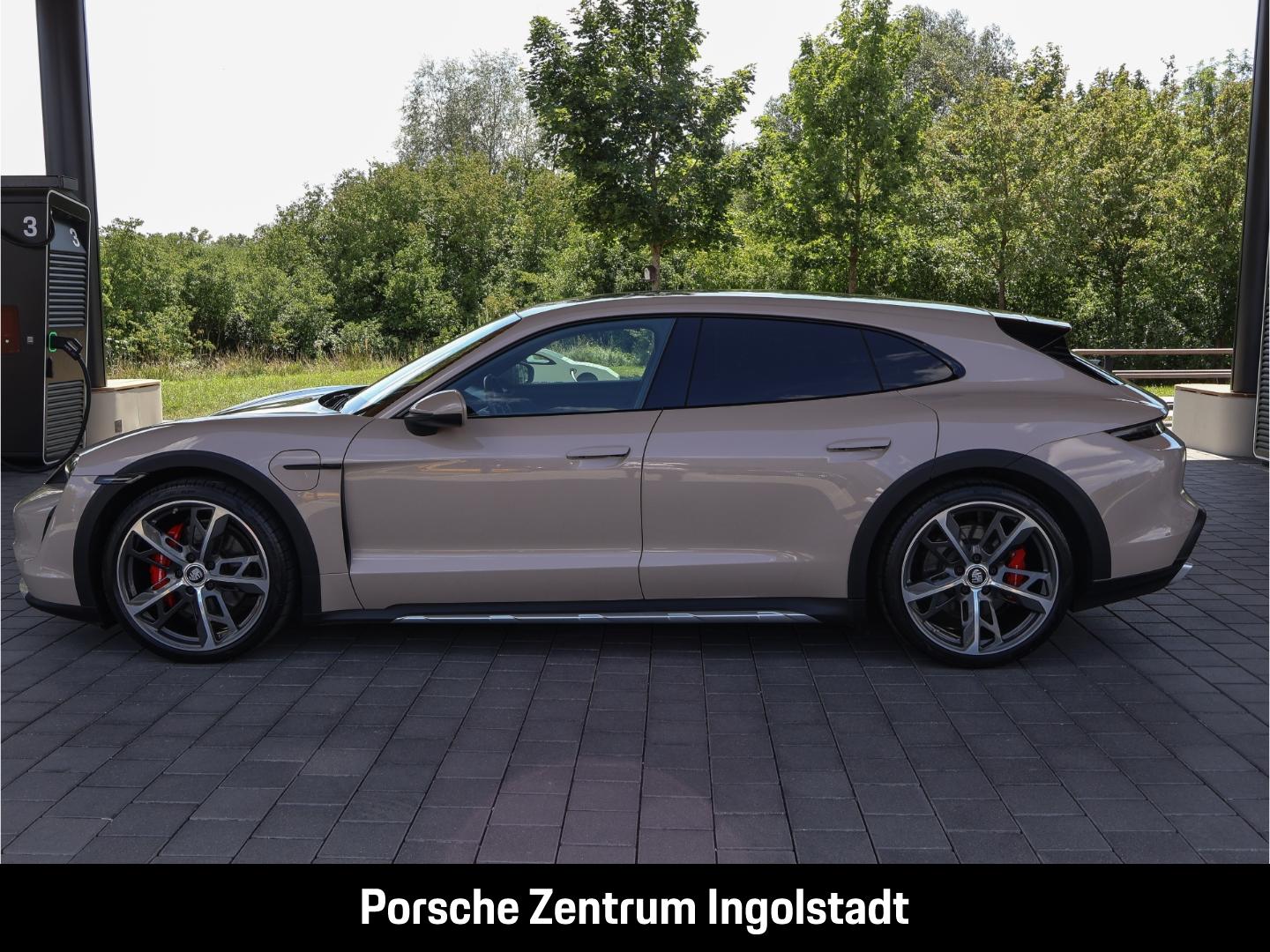 Porsche Taycan 4S Cross Turismo Beifahrerdisplay HeadUpD