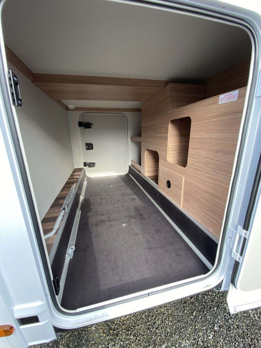 Fahrzeugabbildung Weinsberg CaraCore 650 MEG Aguti, 180 PS, Automatic, 4,4t