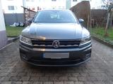 Volkswagen Tiguan 1.4 TSI ACT DSG SOUND SOUND - VW Tiguan Gebrauchtwagen in Stuttgart
