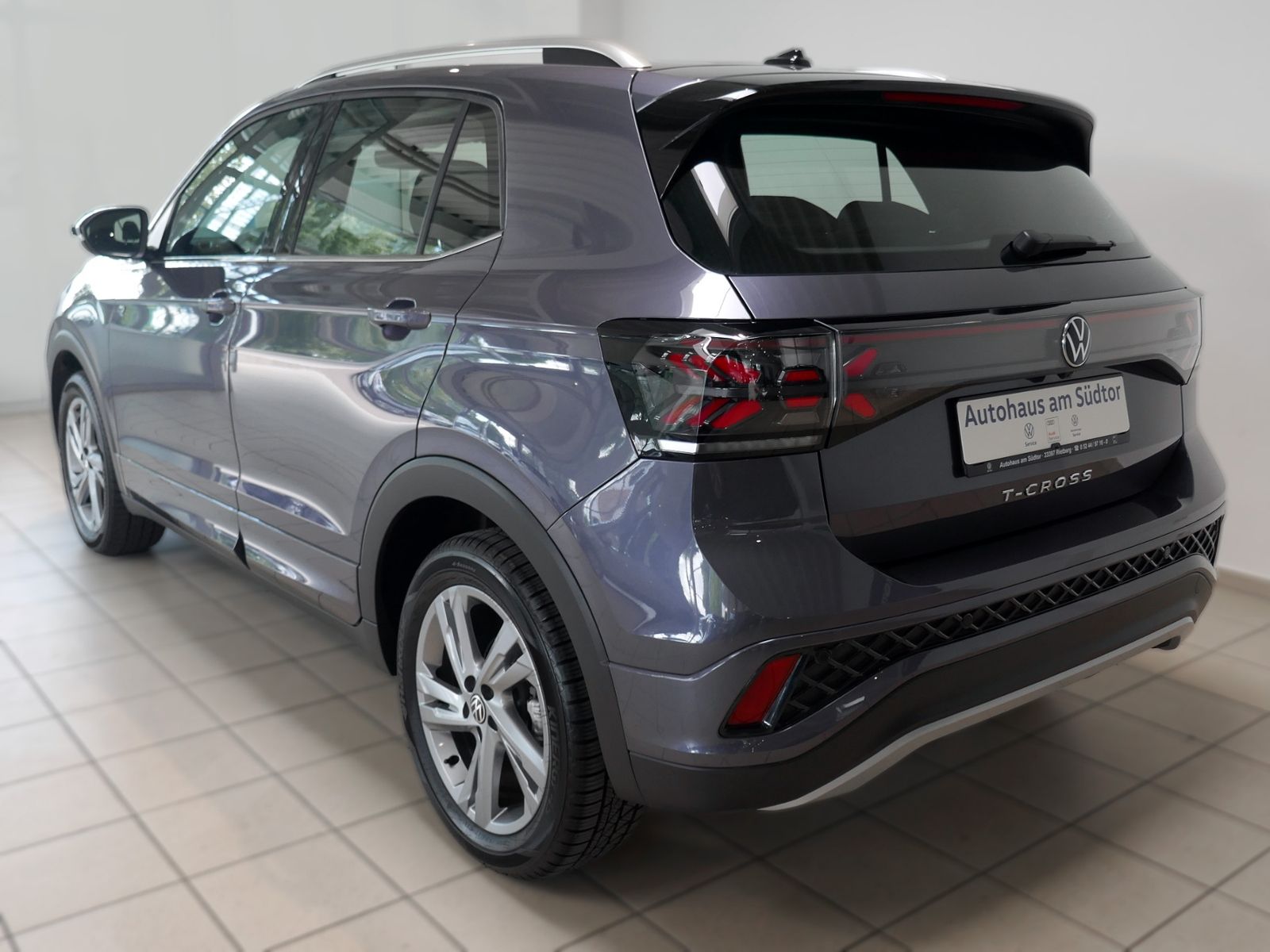 Fahrzeugabbildung Volkswagen T-Cross R-Line 1.0 TSI | LED RFK ACC Navi