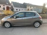 Peugeot 208 1.4  TÜV-ASU NEU HDi Diesel TOP Zustand ECO - Peugeot 208: Von Privat