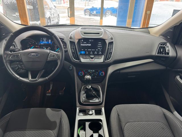 Ford Kuga Cool & Connect
