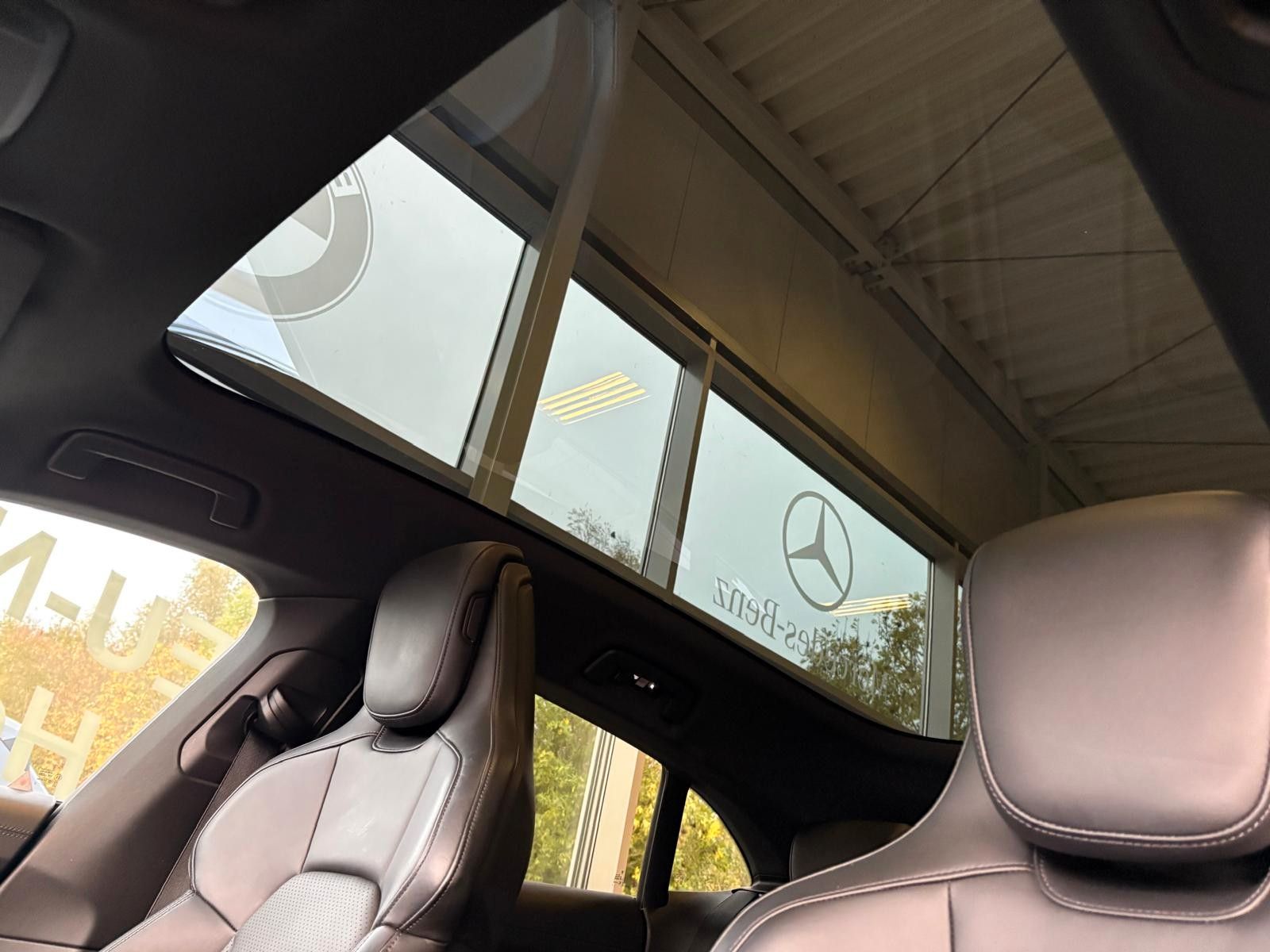 Fahrzeugabbildung Porsche Taycan Sport Turismo/Sportchrono/Bose/Pano/