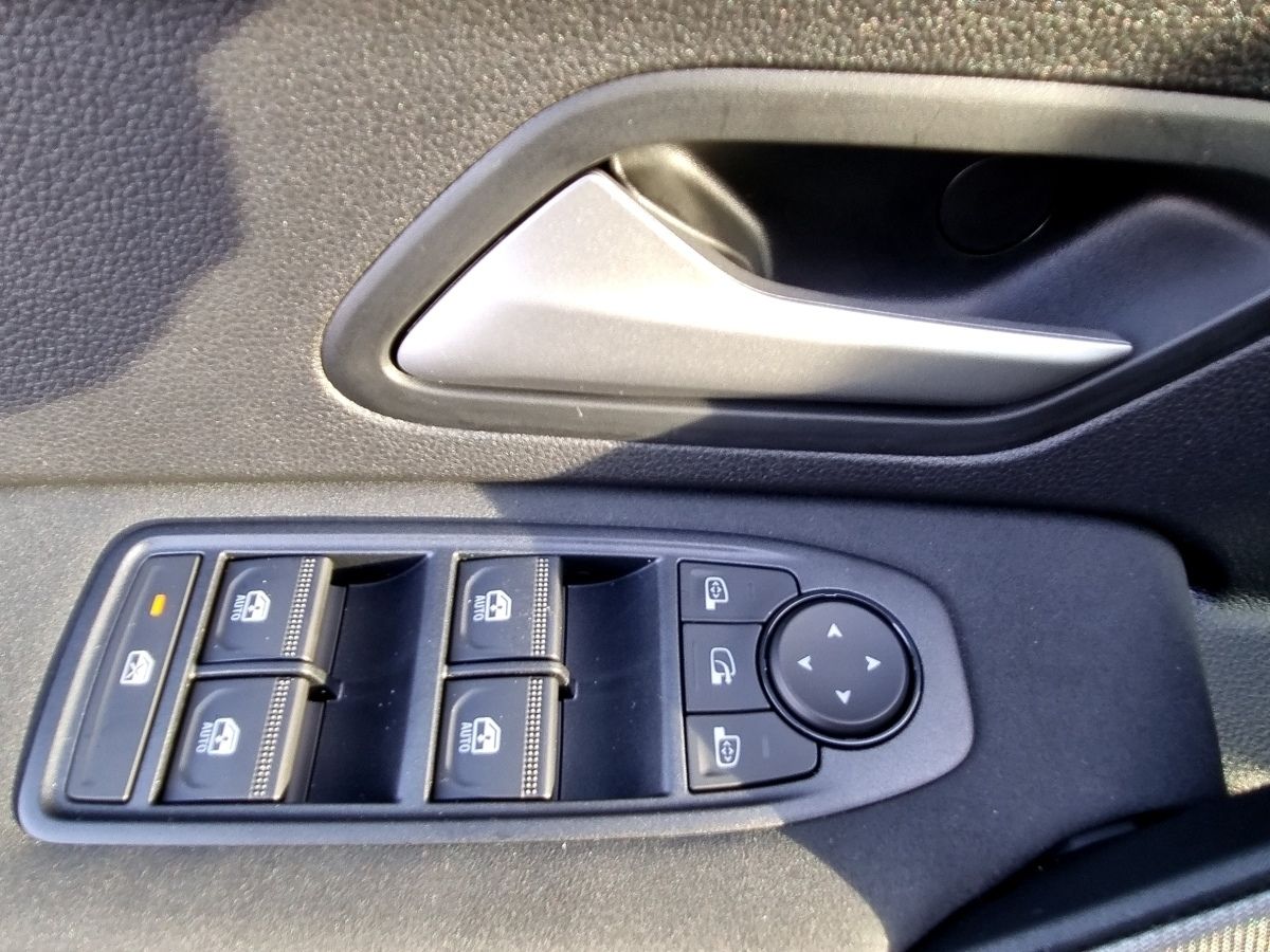 Fahrzeugabbildung Dacia Bigster Journey HYBRID 155