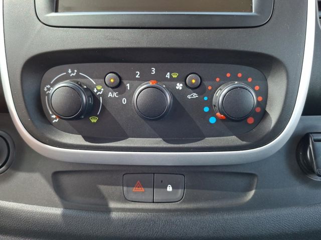 Nissan NV300 Kombi Premium L1H1 dci120 °Navi°SHZ°RFK°