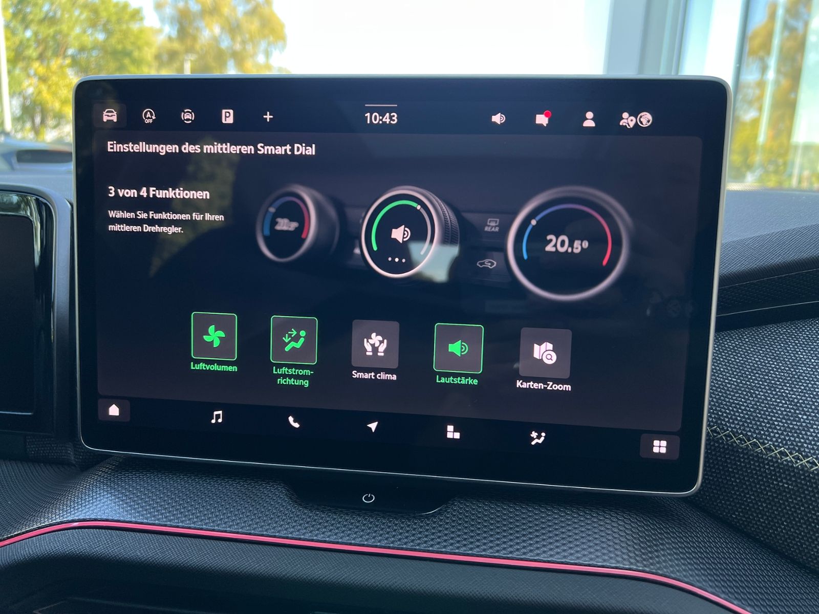 Fahrzeugabbildung SKODA Kodiaq Selection 2.0 TDI DSG *AHK,LED,Navi,Panor